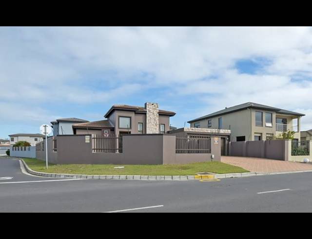 3 BEDROOM PROPERTY TO RENT IN PARKLANDS NORTH